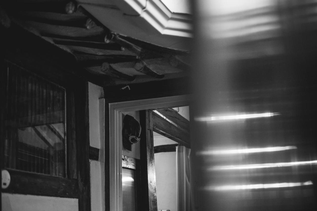 Viva La Vida - Jongno Hanok Private House Seoul Bagian luar foto